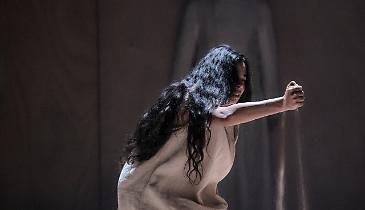 #DIRITTODICRITICA: 'Tragùdia. Il canto di Edipo', vota l'autore della recensione migliore