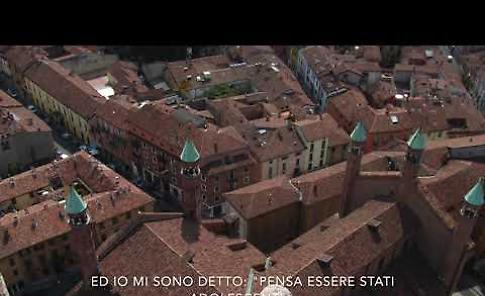 VIDEO Edwyn Roberts e la sua 'Nostalgia Cremona'