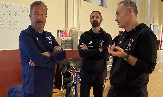 Il coach dell’Italbasket Luca Banchi alla JuVi Ferraroni