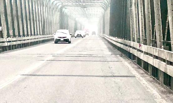 Prima notte di lavori: soliti rattoppi