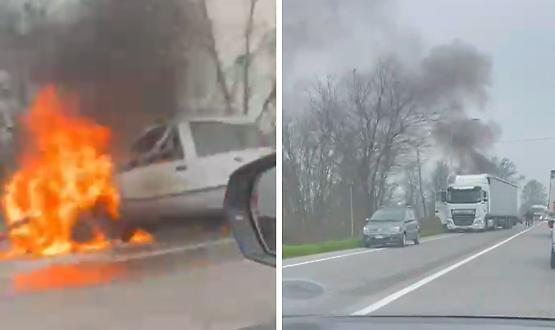 Auto a fuoco sulla Castelleonese