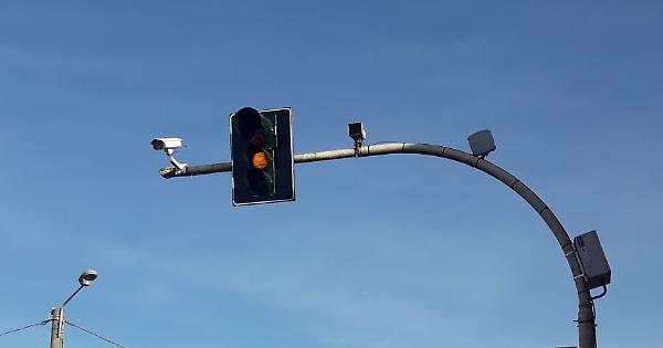 Semaforo Rosso 130 Multe In 40 Giorni La Provincia