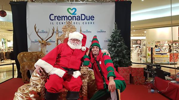 Come Trovare Babbo Natale.Foto La Sfida Al Cremonadue Per Trovare L Aiutante Di Babbo Natale Foto 1 Di 14 La Provincia