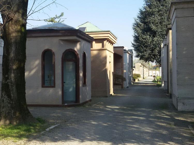 I danni al cimitero