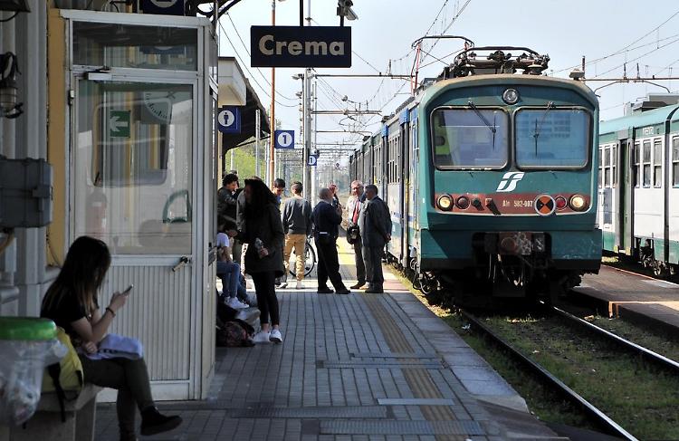 Prigionieri in stazione, guasto e il treno non parte