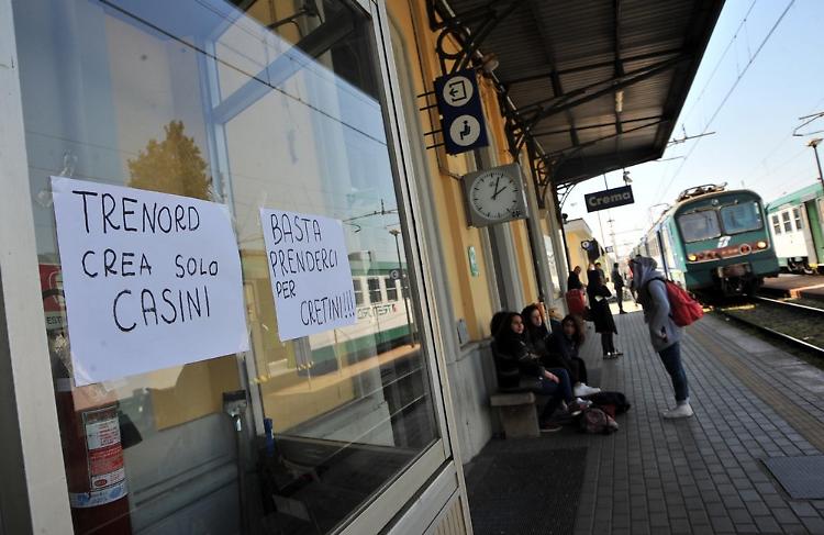 protesta pendolari crema