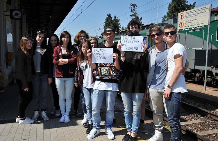 protesta pendolari crema