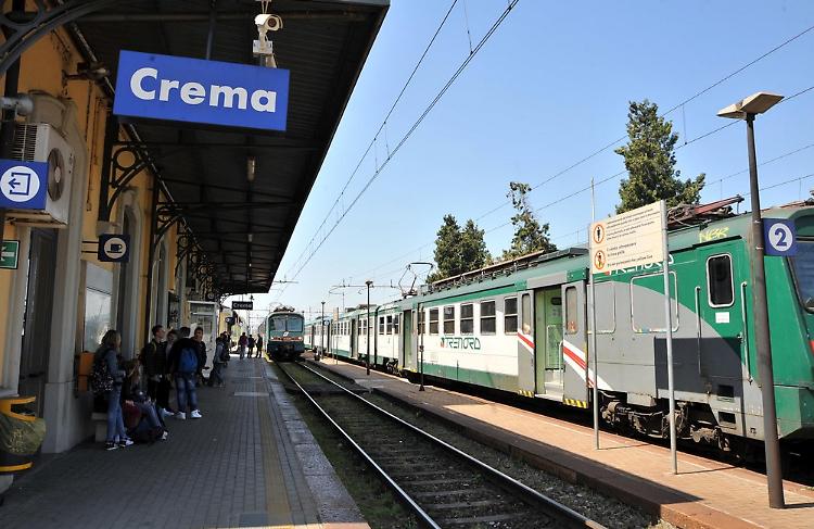 protesta pendolari crema