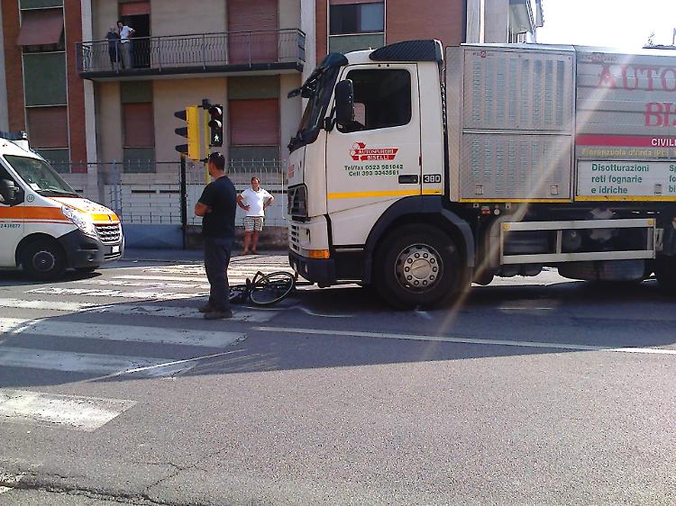 incidente via massarotti