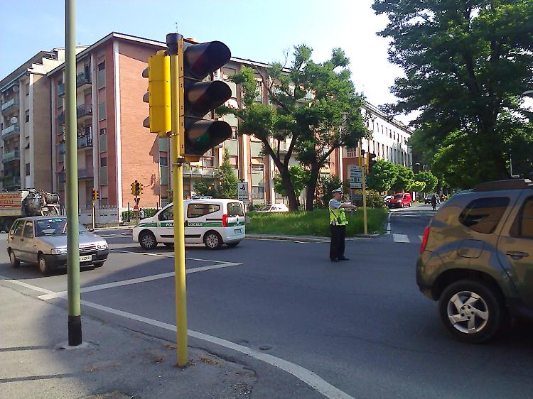 incidente via massarotti