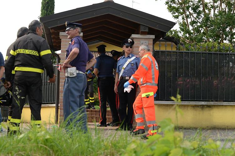 tragedia familiare a offanengo