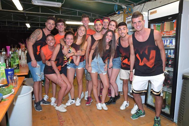 watermelon beach party gussola