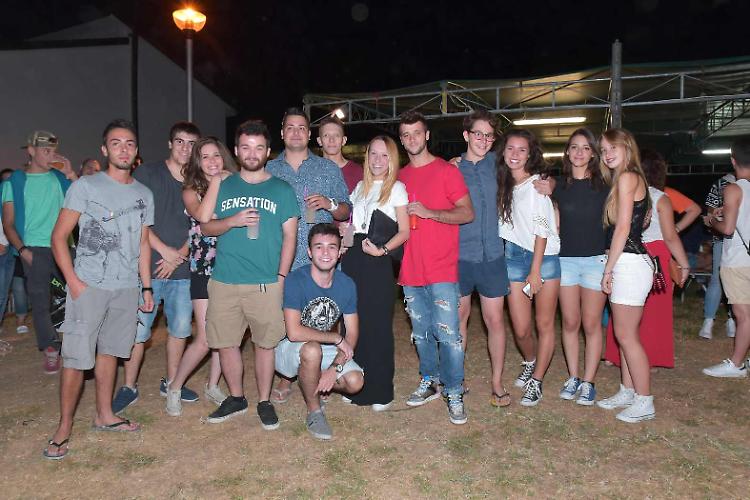 watermelon beach party gussola