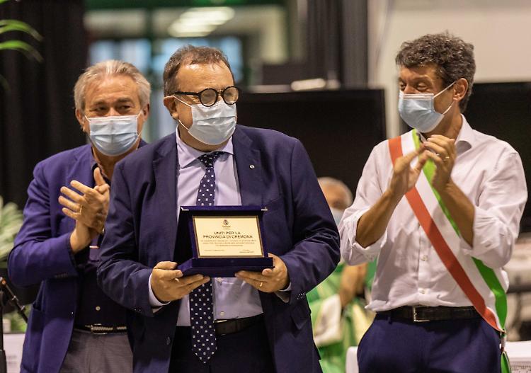 UNITI PER LA PROVINCIA DI CREMONA: il premio a Massimo Rivoltini