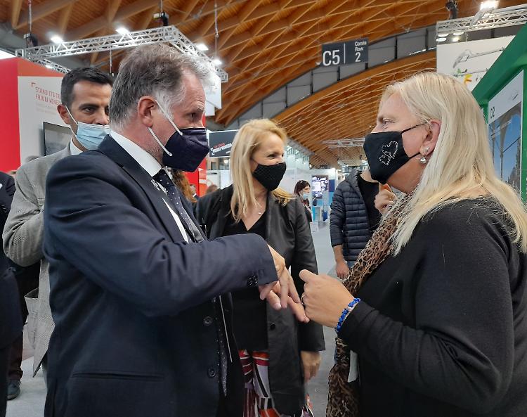 Il ministro Garavaglia e l'assessore Manfredini