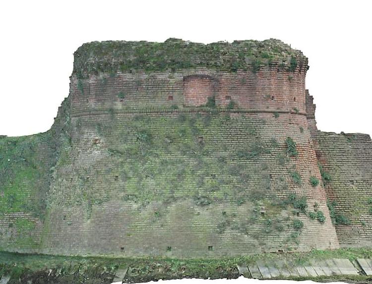 Un torrione difensivo sulle mura di Soncino