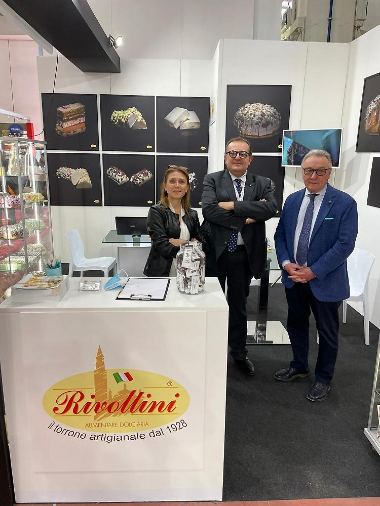 Marina e Massimo Rivoltini e il presidente Riccardo Crotti