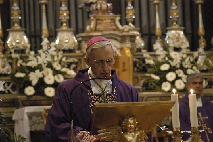 Pedofilia su Italia 1, Lafranconi contro Le Iene