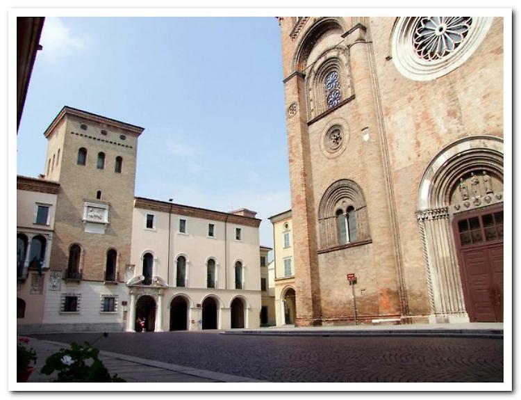 Uno scorcio della cattedrale di Crema