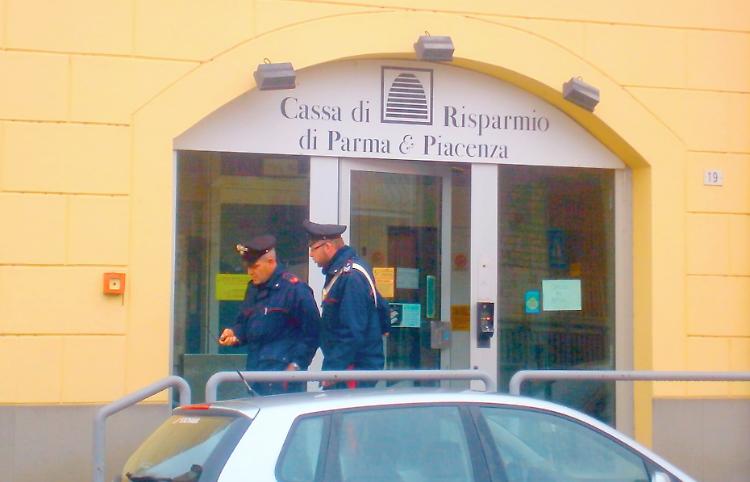 Castelvetro, rapina in banca
Impiegati in ostaggio