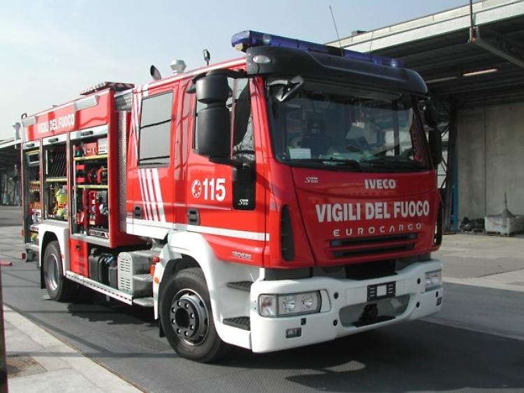 Incendio e paura alla Sandepan