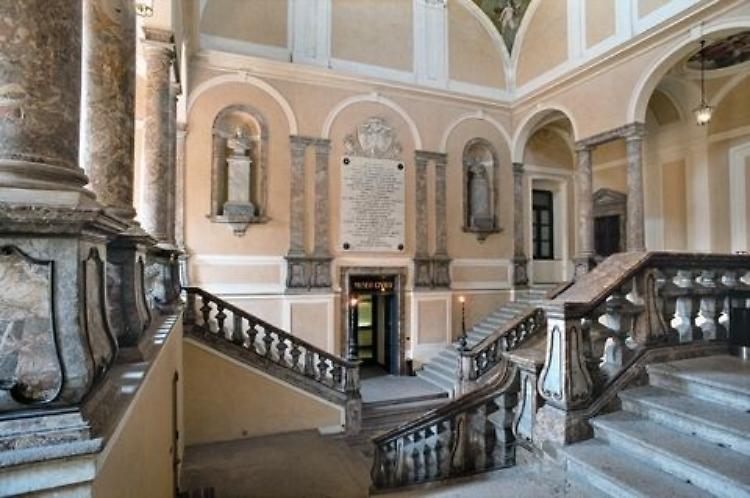 palazzo Ala Ponzone