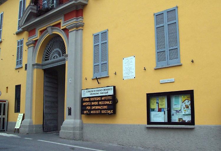 Il municipio di Vaiano Cremasco