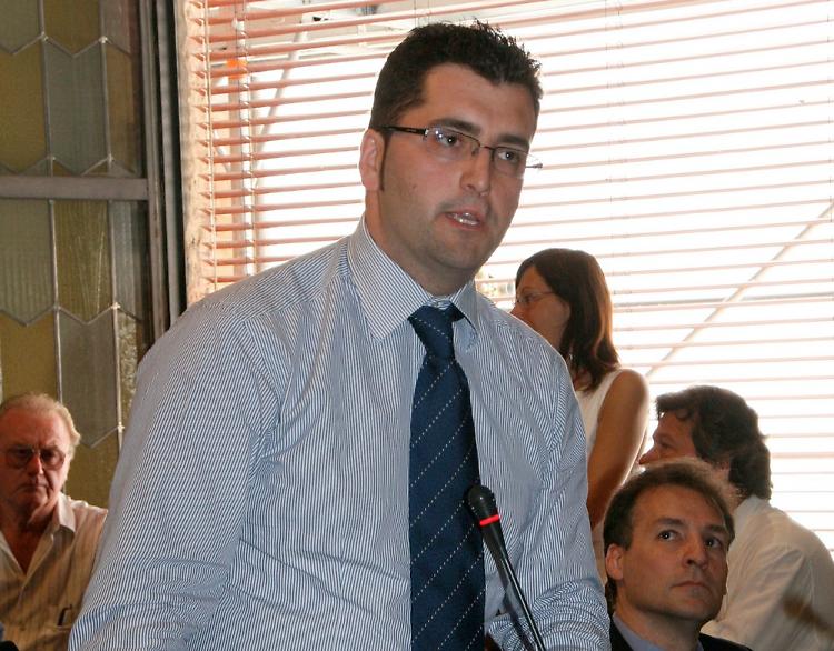 Caso Nolli, Maschi denuncia: 'Siamo come utili idioti'