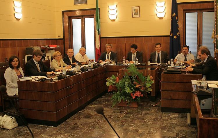 Salini taglia la giunta