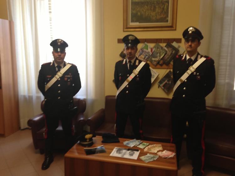 Rapina alla Benetton, l'autore 24enne chiede scusa