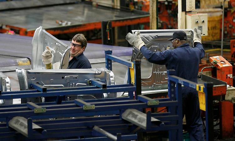 Lavoro in fabbrica