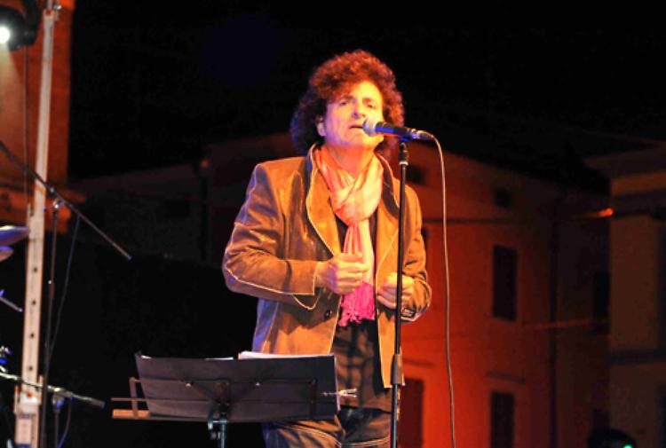 Il front-man Bernardo Lanzetti tra le star del Boretto Festival