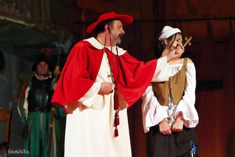 Arriva a teatro Lucilla degli Umiliati