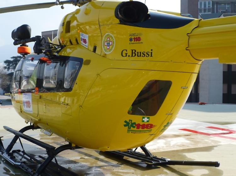 Migliora il bimbo di 11 mesi ustionato dal latte