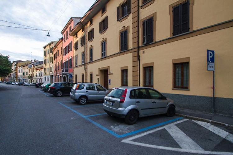 Via Bissolati, davanti al Tar il salasso sui parcheggi