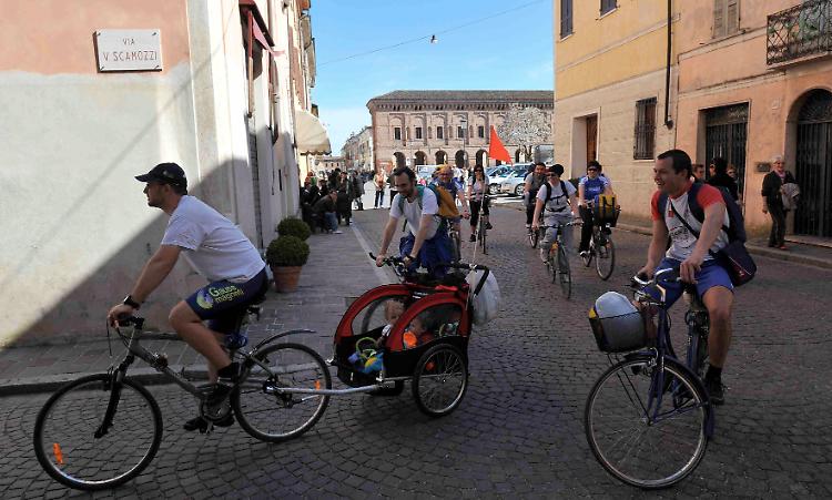Turismo nell'Oglio Po,
2012 boom (+71,8% di arrivi, +32,4% di presenze)
