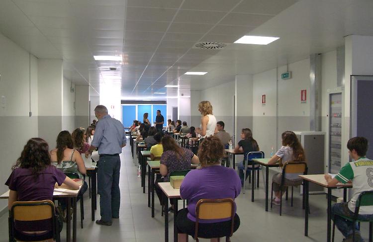 Una prova scritta della maturità 2012 allo Sraffa