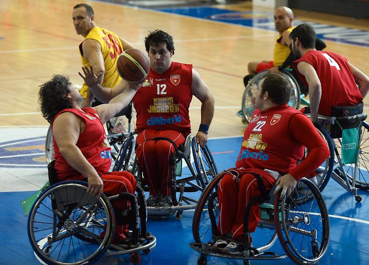Venerdi 28 al Centro Sportivo San Zeno gara di basket in carrozzina