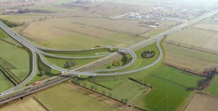 Autostrada Cremona-Mantova, Fava attacca Pestacci