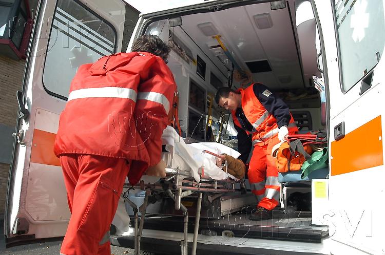 Muore mentre è dal fornaio
