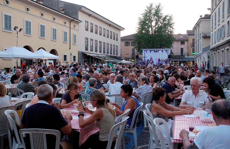 Un'immagine della Tortellata 2012