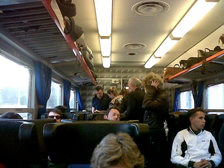 Pendolari, stangata d'agosto sui biglietti del treno