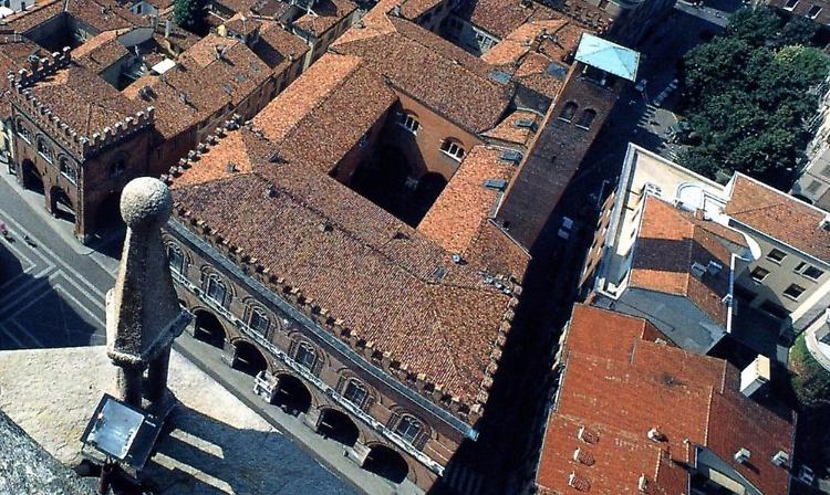 Consulta degli stranieri al via. Le elezioni il 17 dicembre