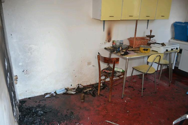 Fiammata dalla bombola del gas, ustioni per un 72enne