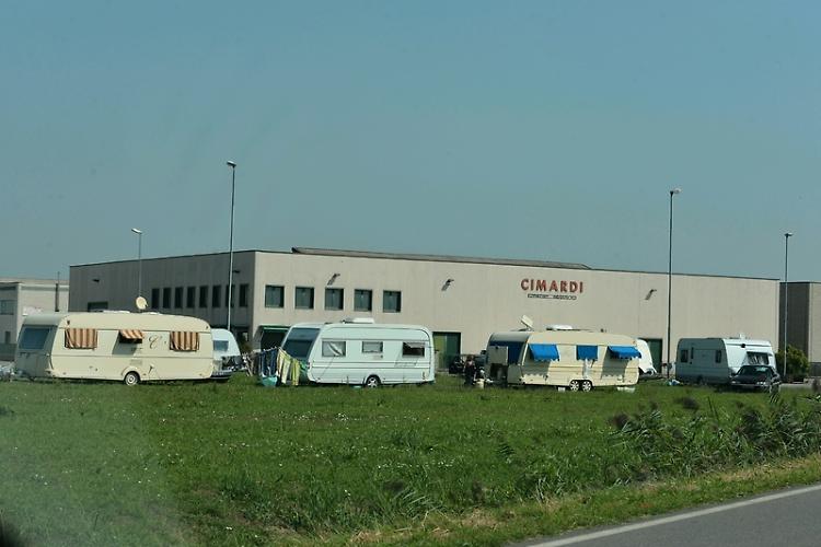 Accordo tra nomadi e Comune, area industriale libera in 48 ore