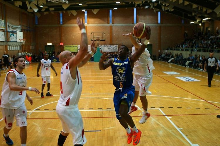 Vanoli, ko ai supplementari nell'amichevole con Reggio Emilia