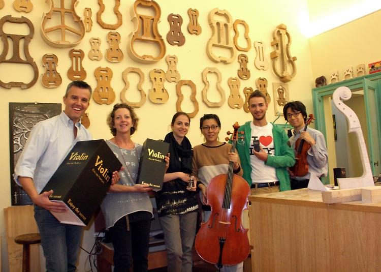 L'aroma del violino diventa eau de parfum