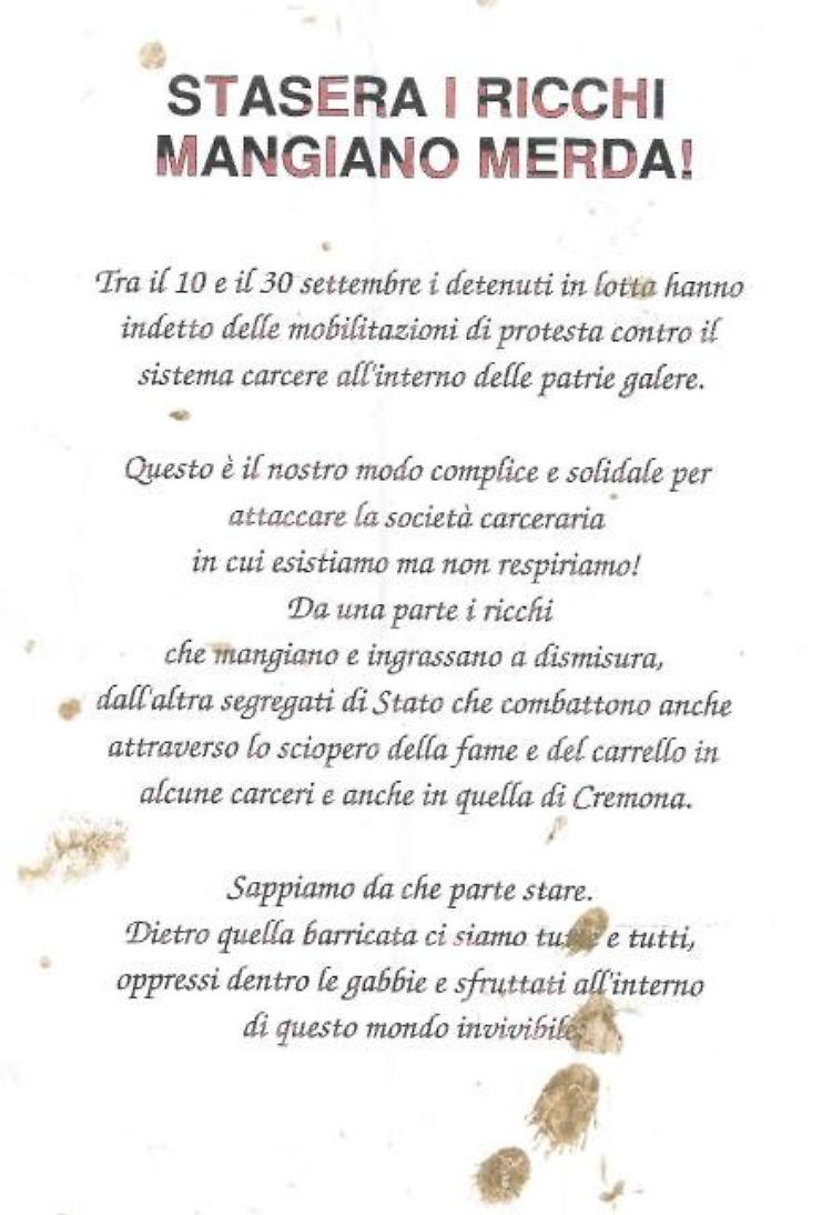 Incappucciati al ristorante Il Violino, fango e letame addosso ai clienti