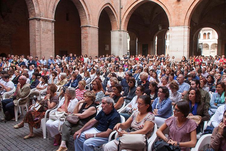 "Ragazzi, fate la rivoluzione"