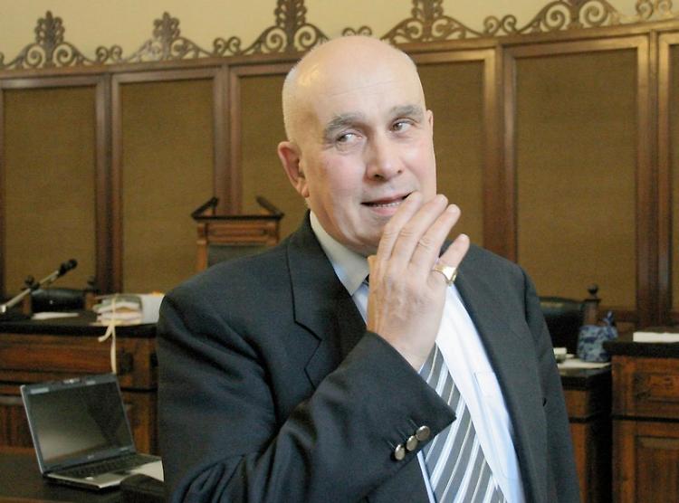 Apim, distratti 582 milioni di lire: Bracchi d'accordo con Lazzarinetti